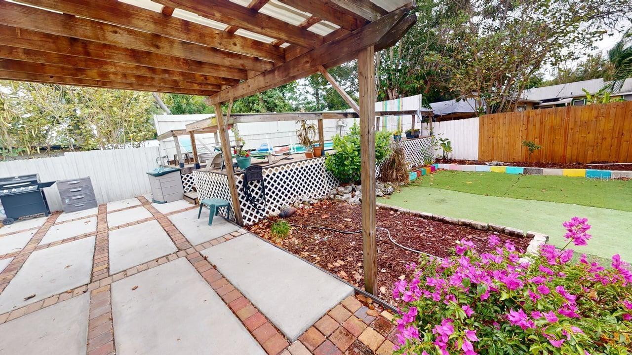 2912 HAWTHORNE ST — photo 58