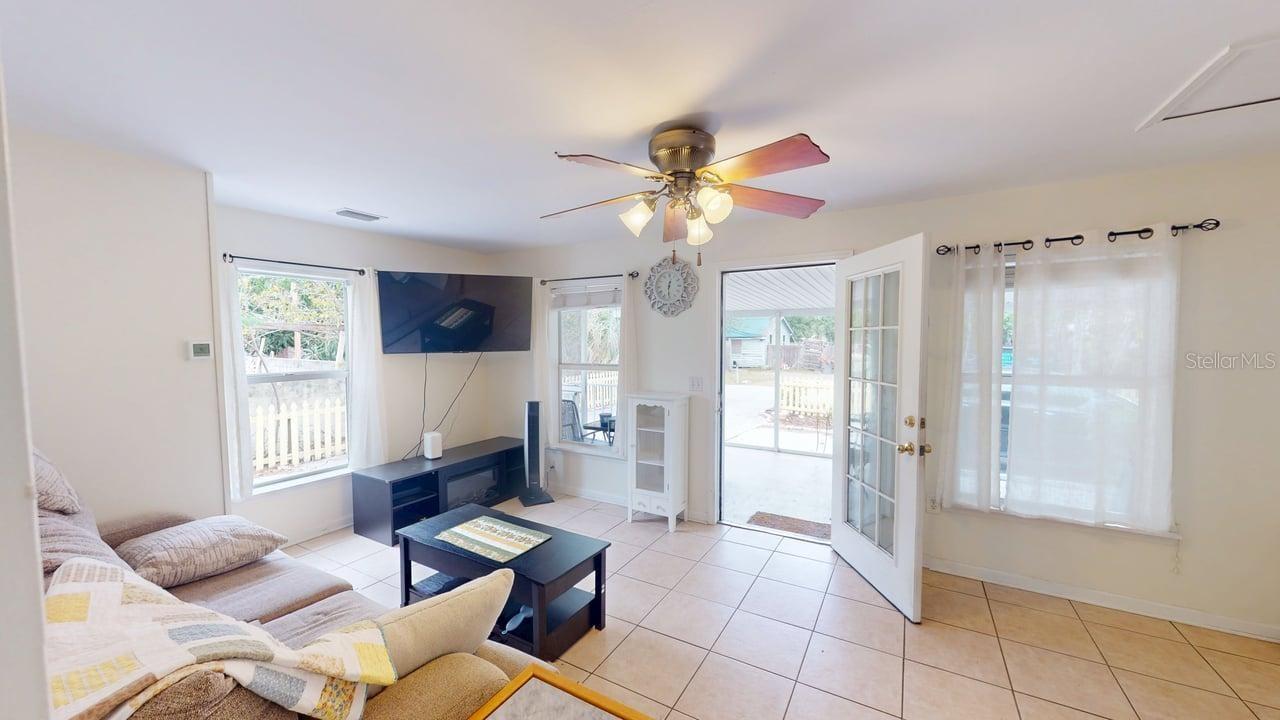 2912 HAWTHORNE ST — photo 10