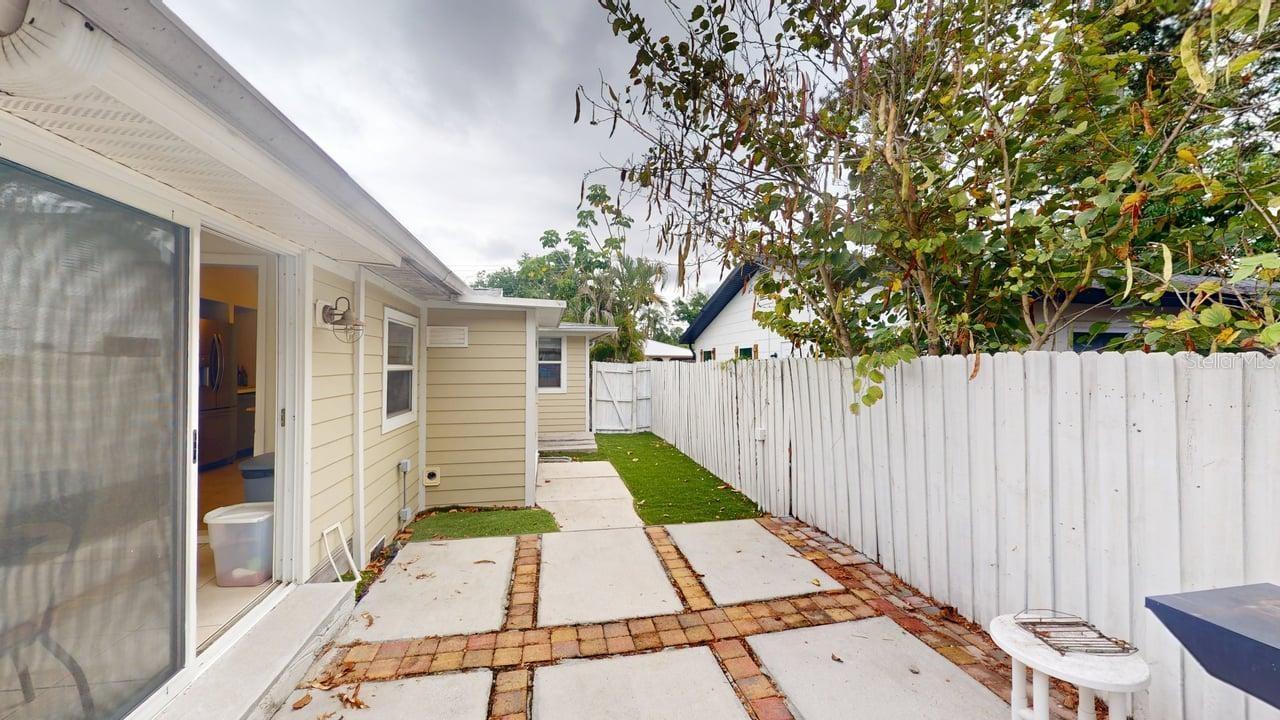 2912 HAWTHORNE ST — photo 43