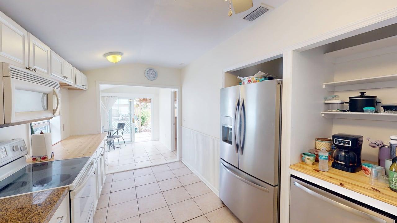 2912 HAWTHORNE ST — photo 19