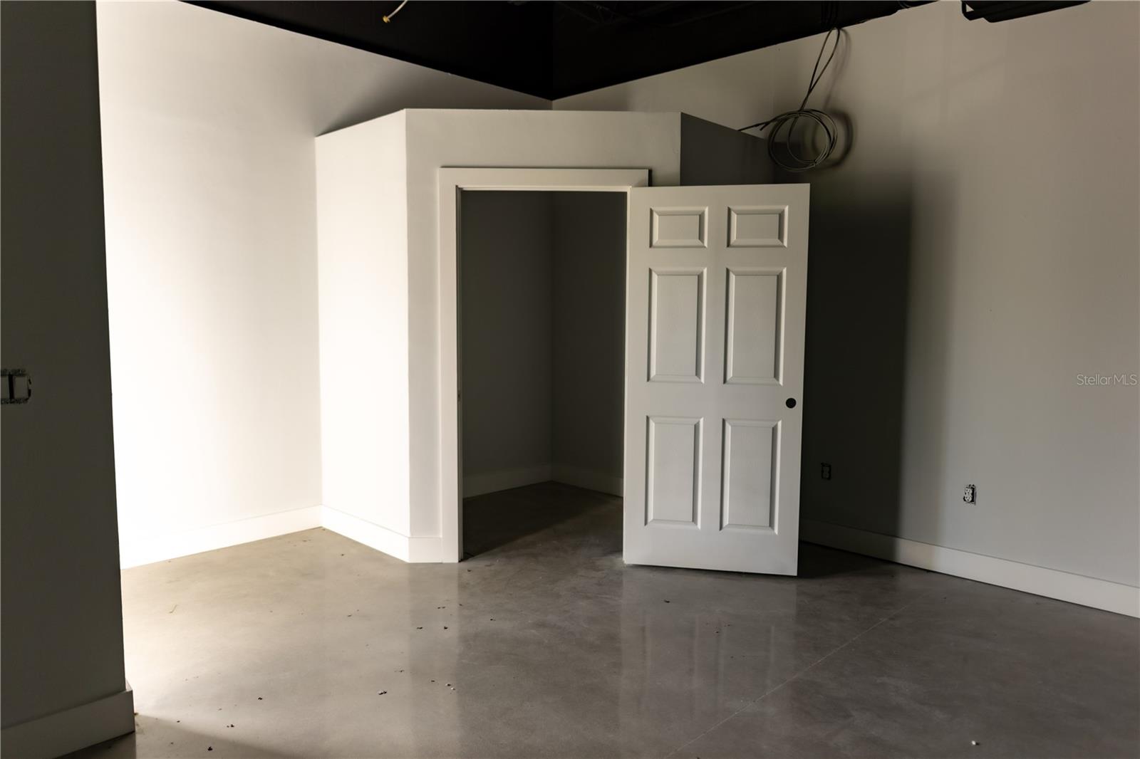 5920 PAN AMERICAN BLVD #101 — photo 7