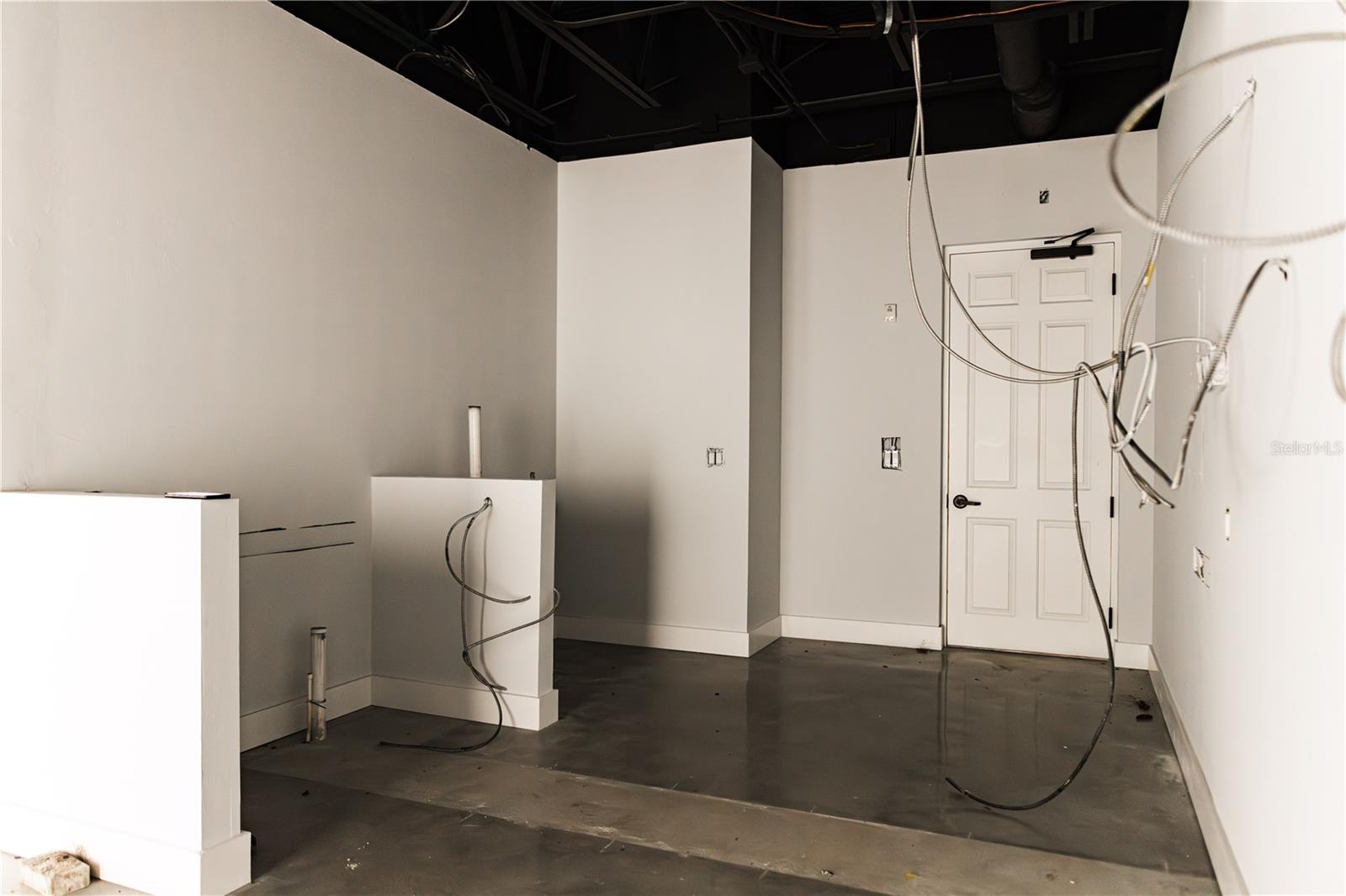 5920 PAN AMERICAN BLVD #101 — photo 4