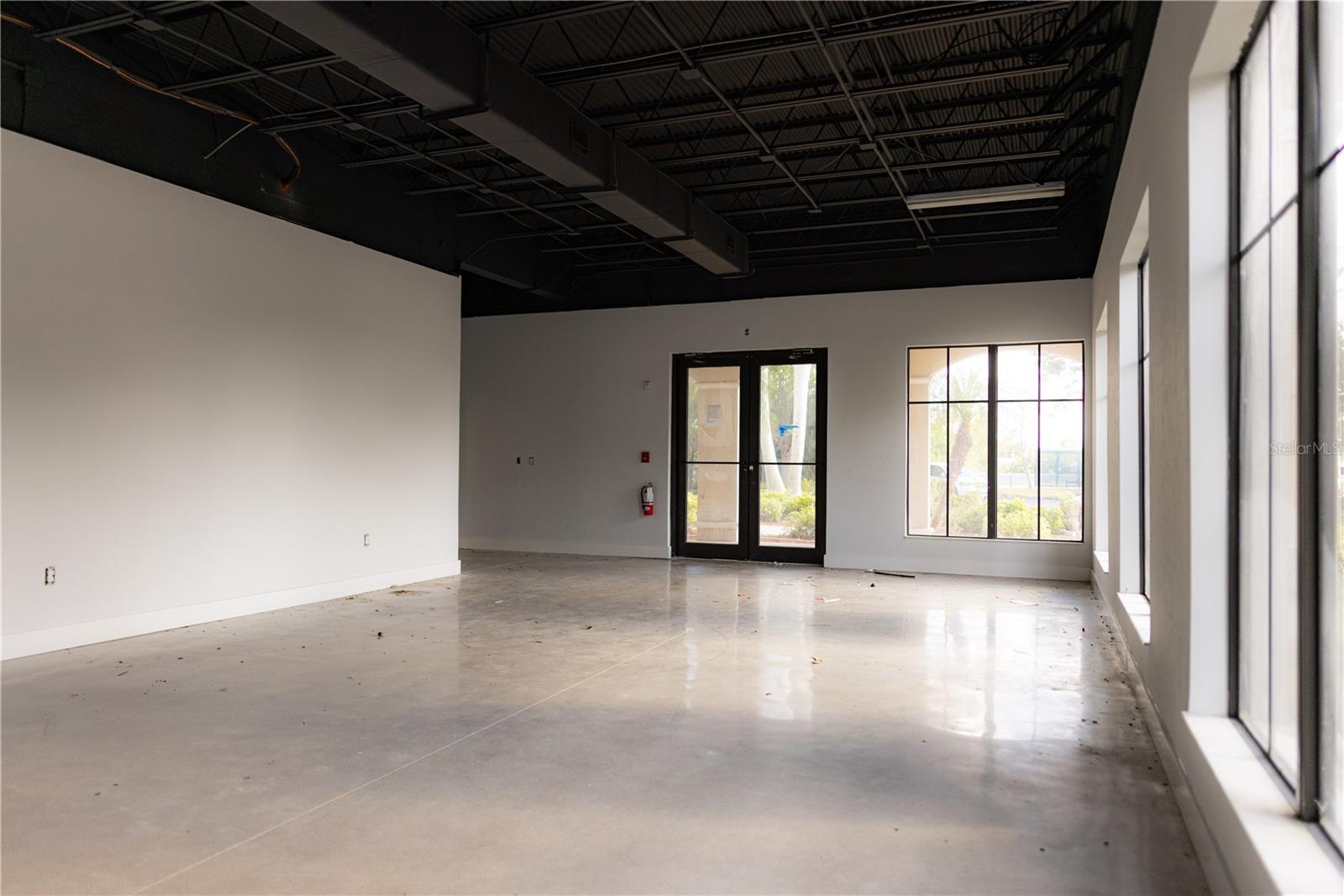5920 PAN AMERICAN BLVD #101 — photo 2