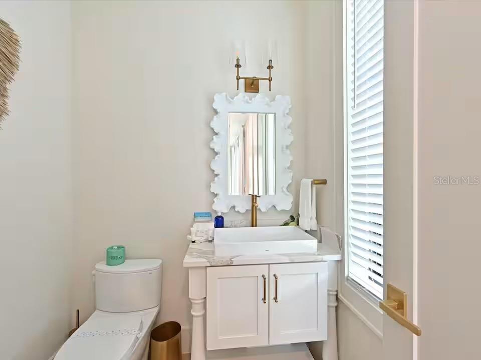 2209 AVENUE B — photo 25