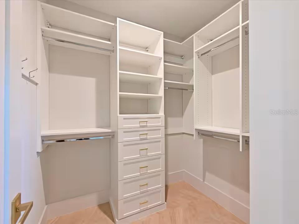 2209 AVENUE B — photo 15