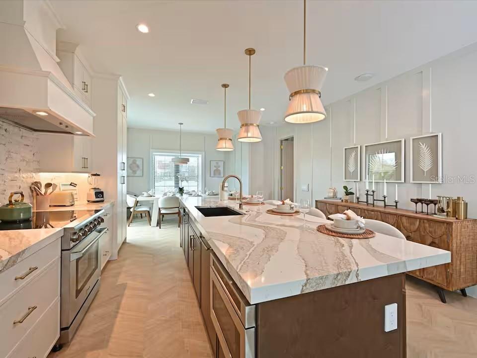 2209 AVENUE B — photo 10
