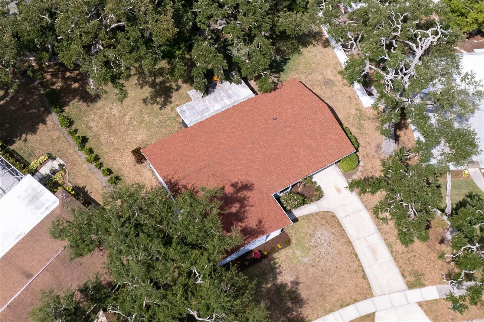 3024 CHASE CIR — photo 36
