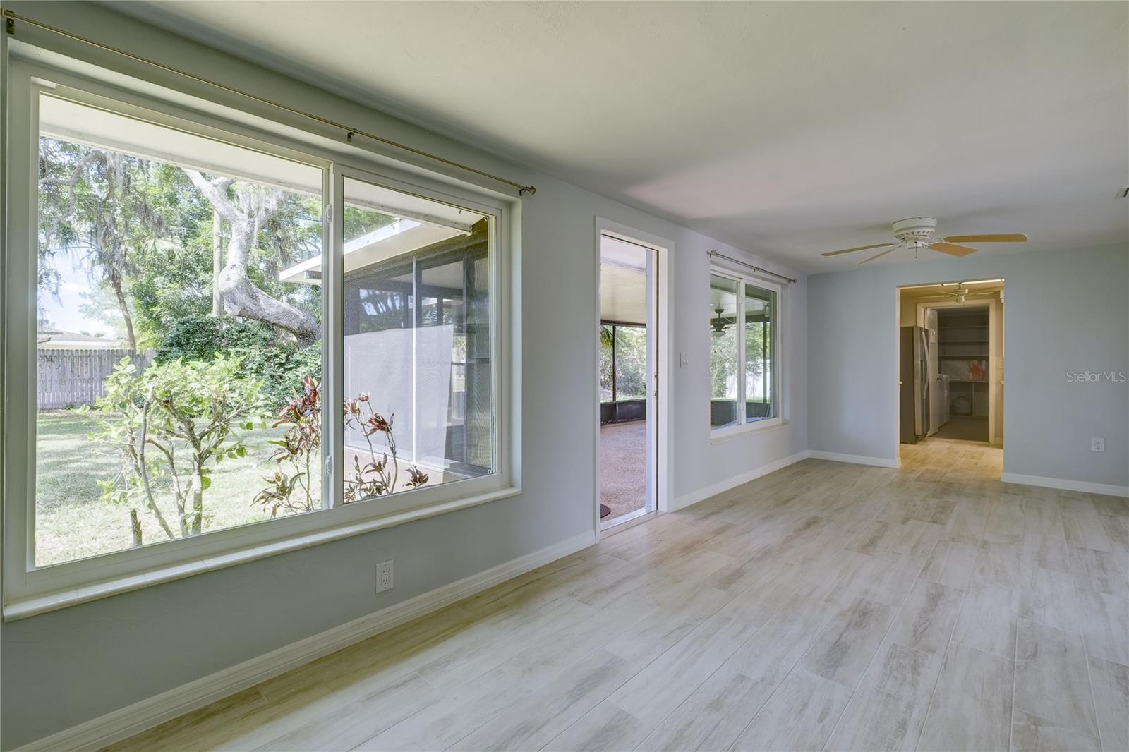 3024 CHASE CIR — photo 22