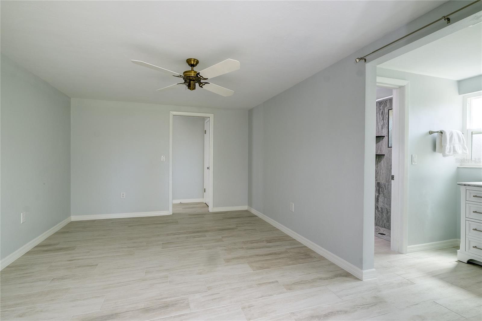 3024 CHASE CIR — photo 11