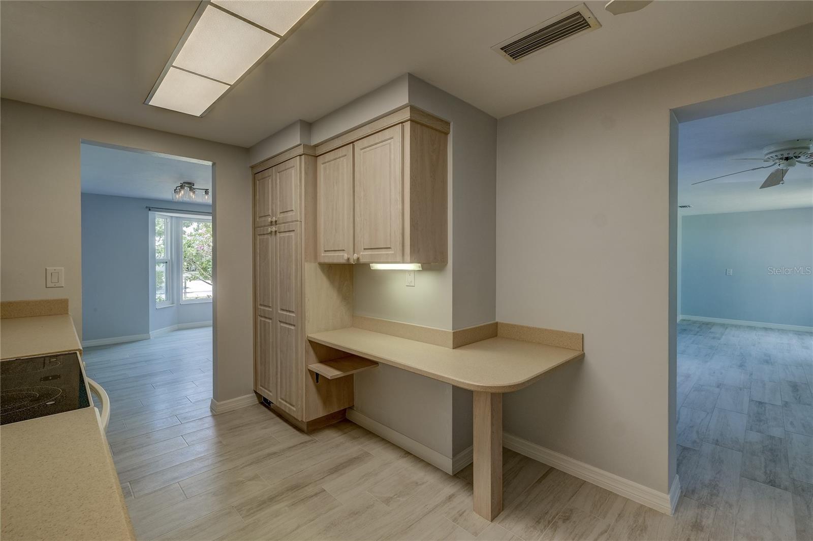 3024 CHASE CIR — photo 17
