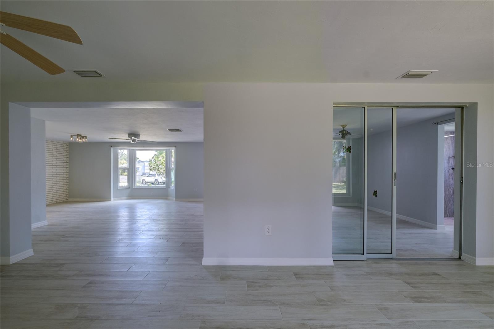 3024 CHASE CIR — photo 21