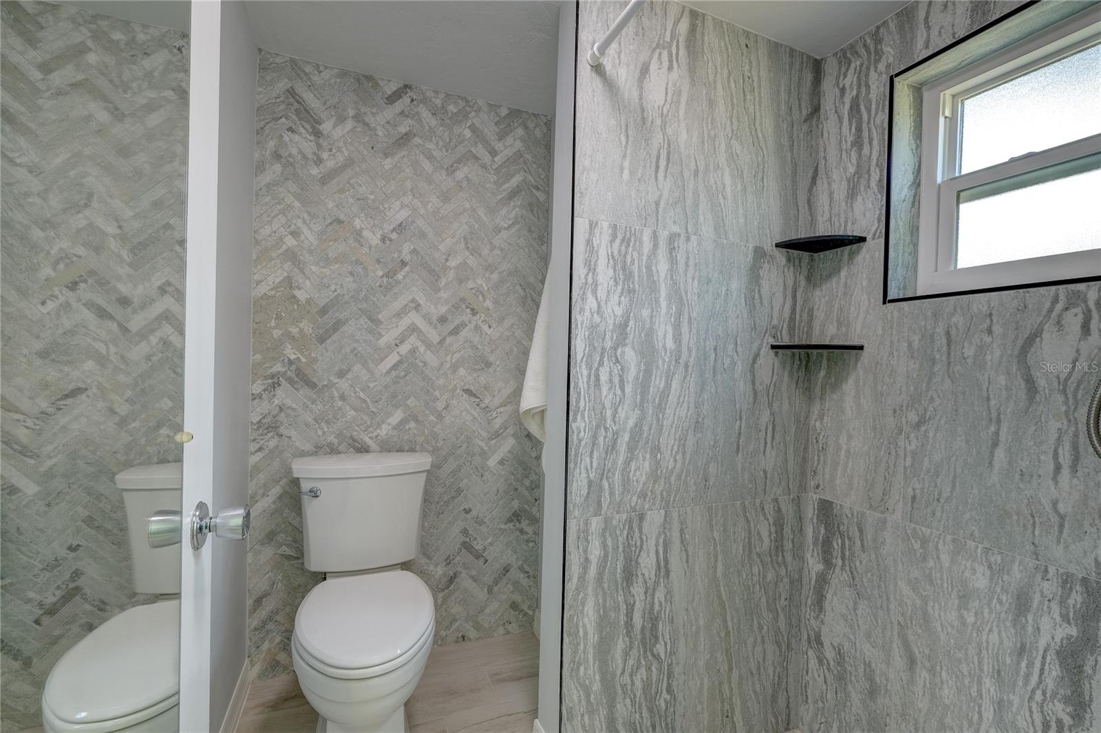 3024 CHASE CIR — photo 14