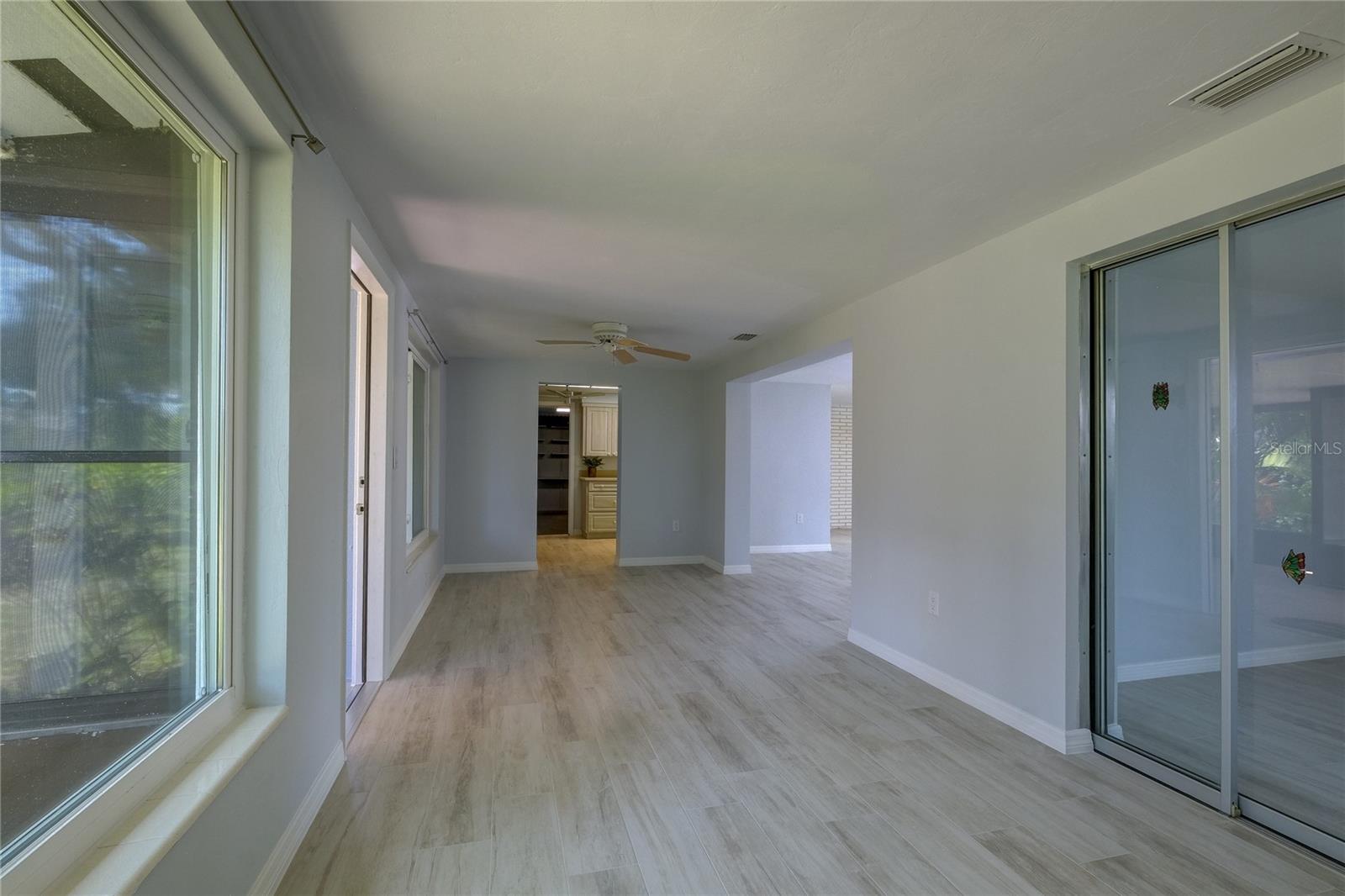 3024 CHASE CIR — photo 20