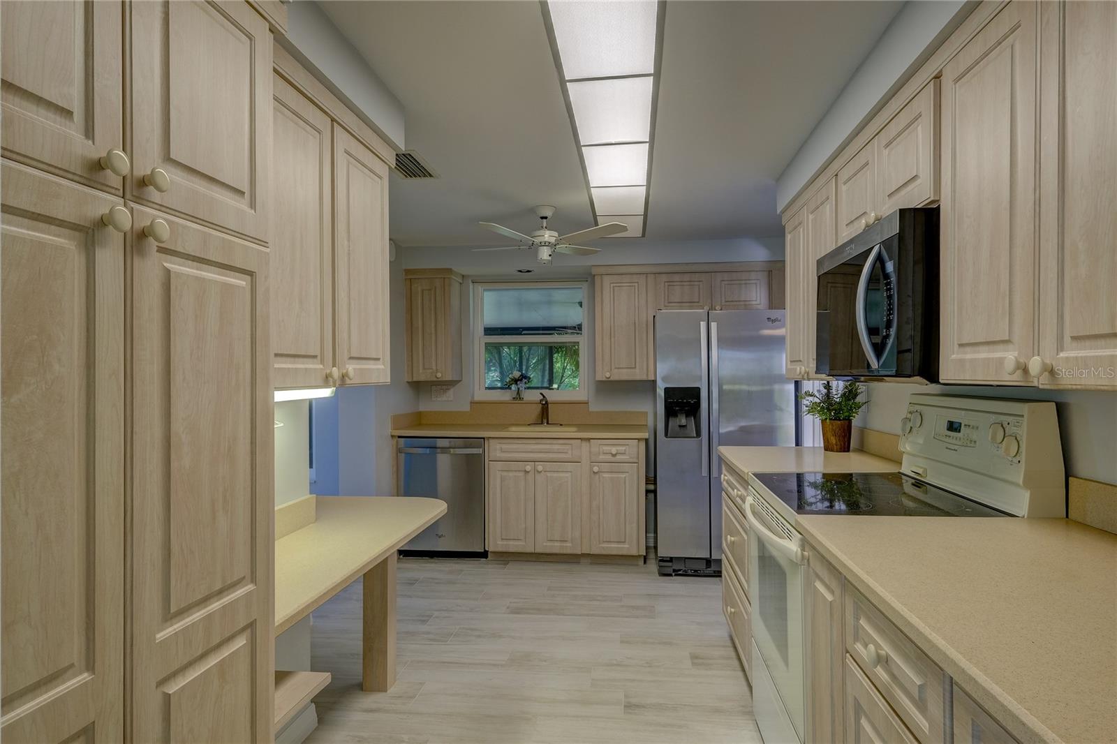 3024 CHASE CIR — photo 15