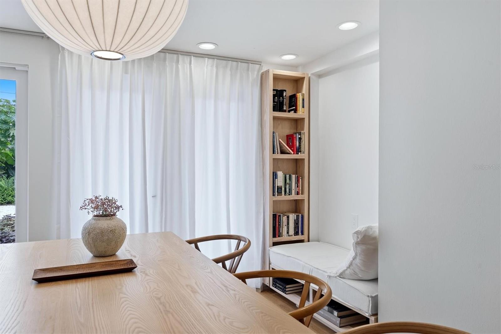 2513 CROTON AVE — photo 23