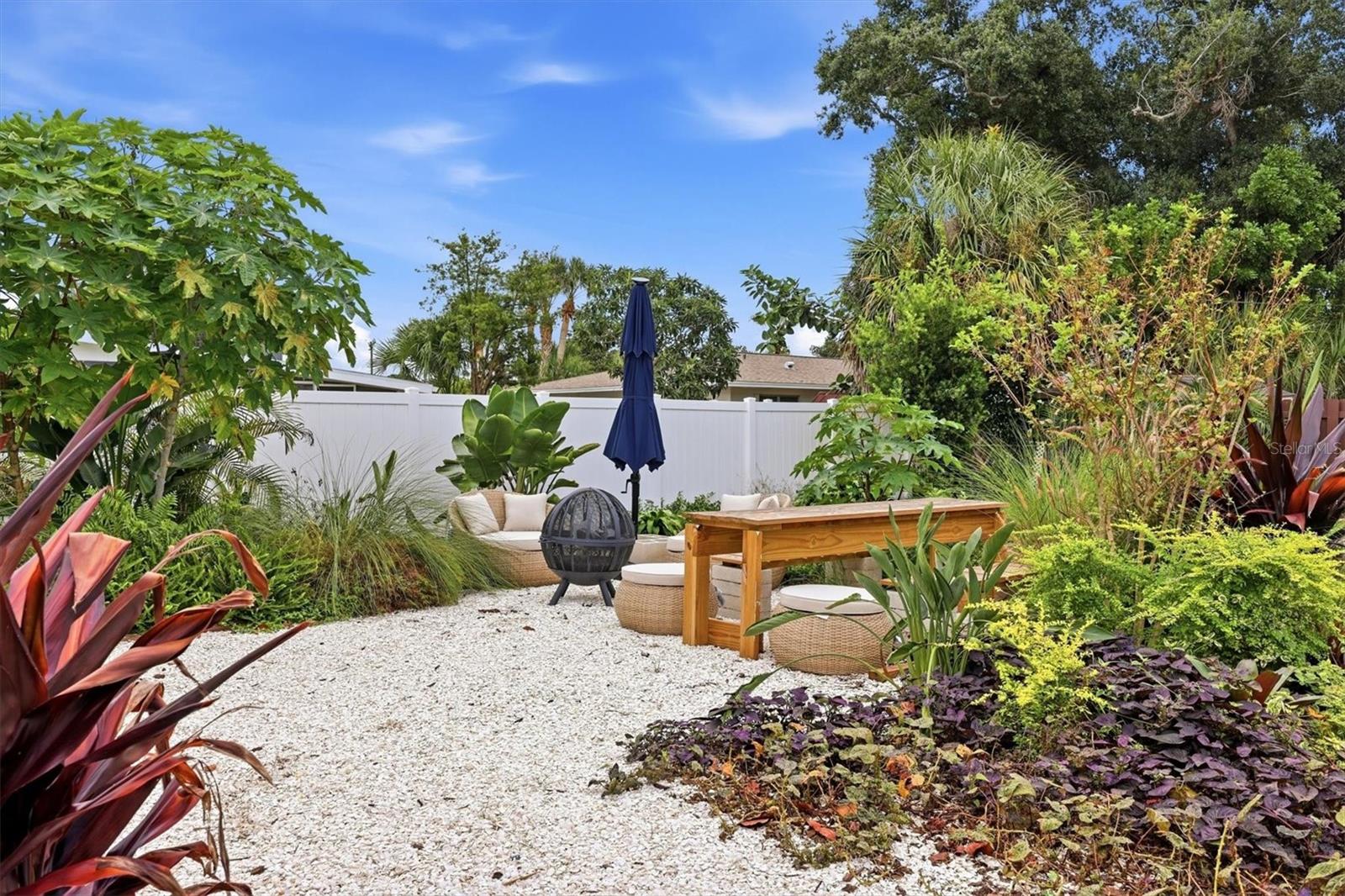 2513 CROTON AVE — photo 42