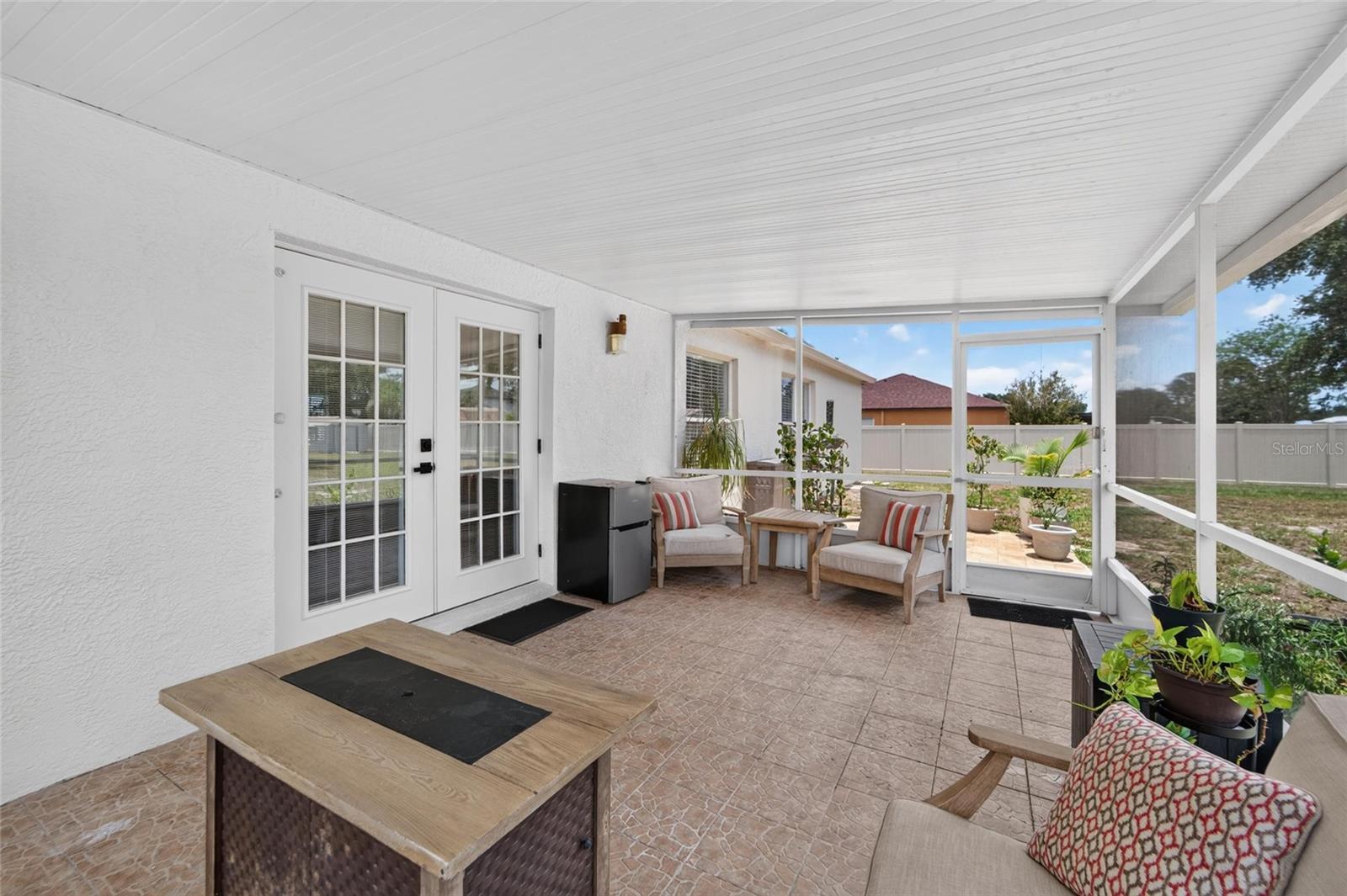 12124 COLONIAL ESTATES LN — photo 10