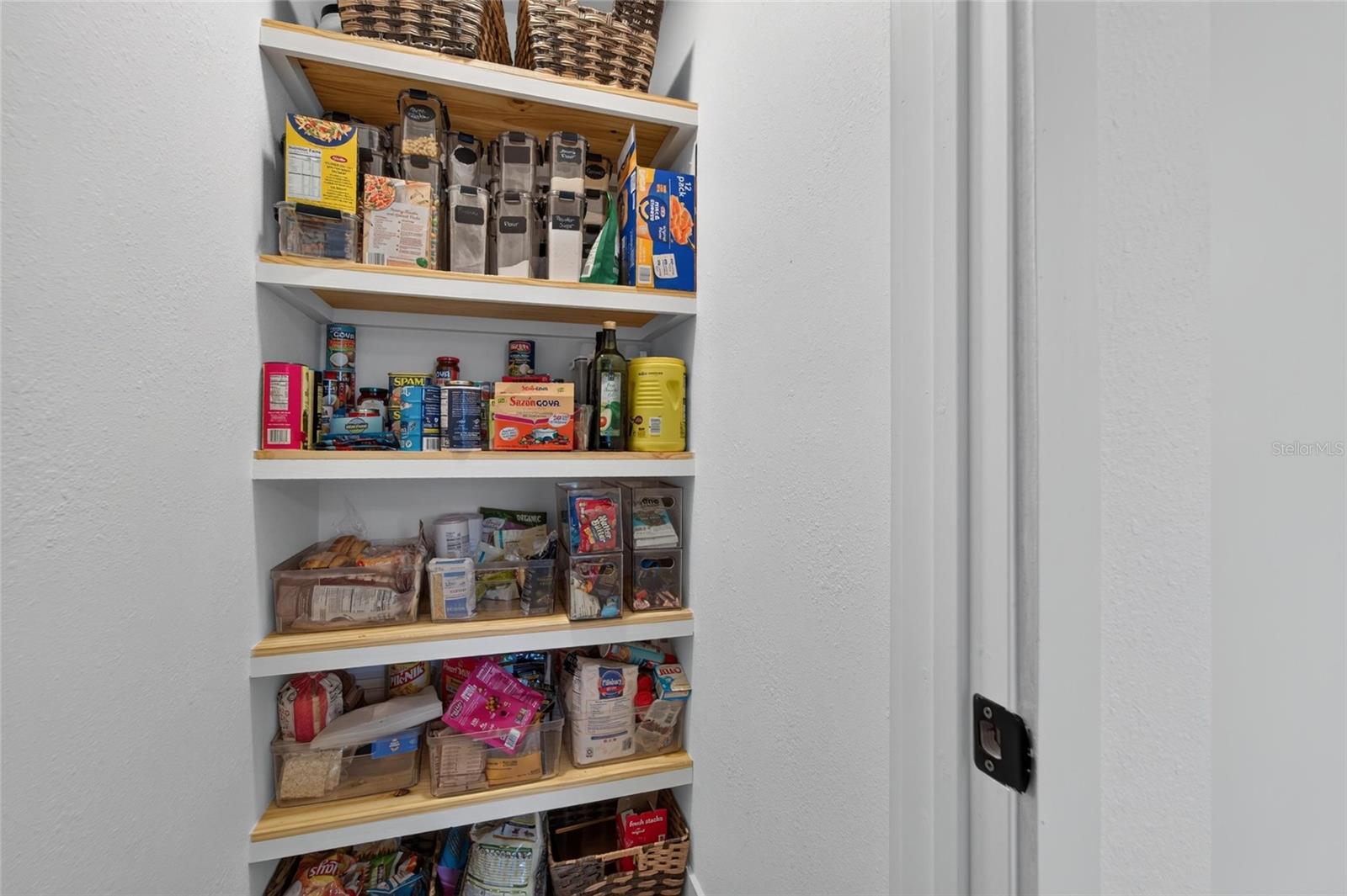 12124 COLONIAL ESTATES LN — photo 16