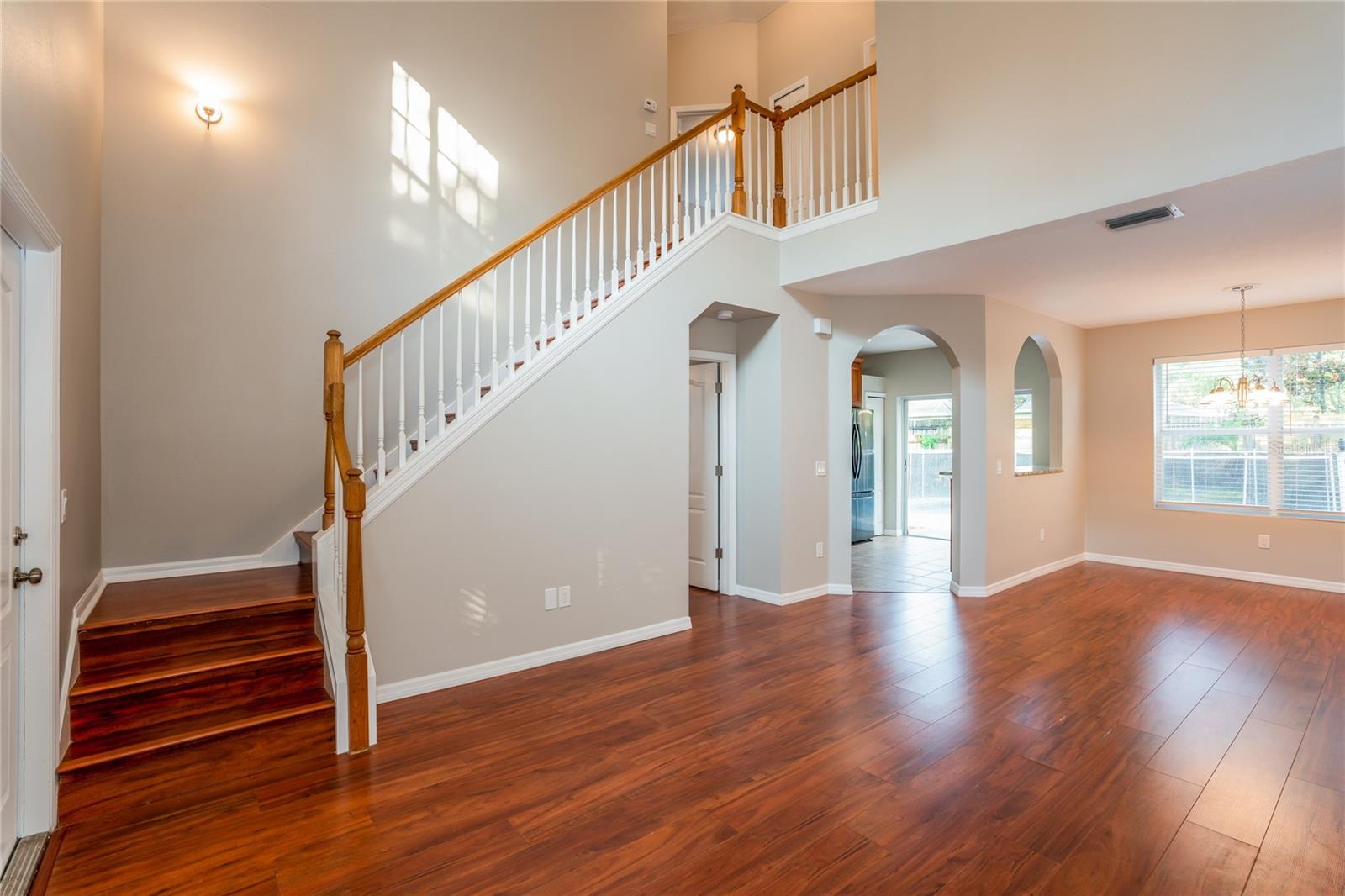 1011 LAKE SHORE RANCH DR — photo 3
