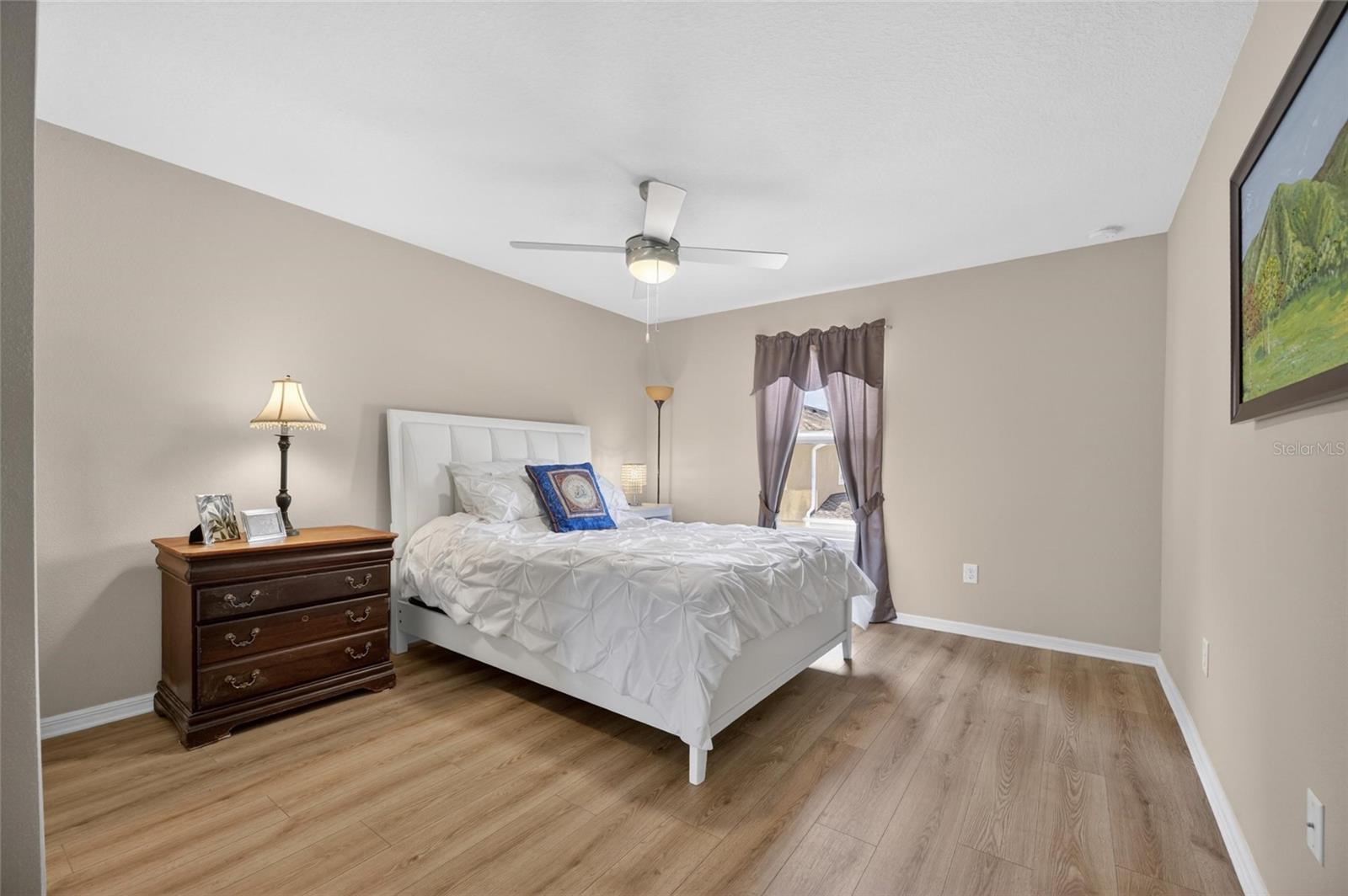 2130 BROADWAY VIEW AVE — photo 26