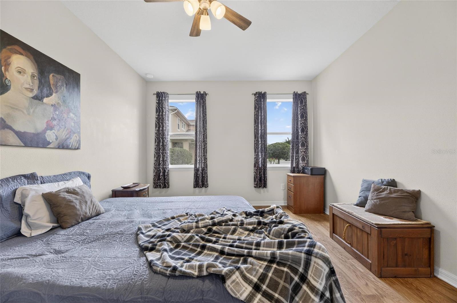 2130 BROADWAY VIEW AVE — photo 18