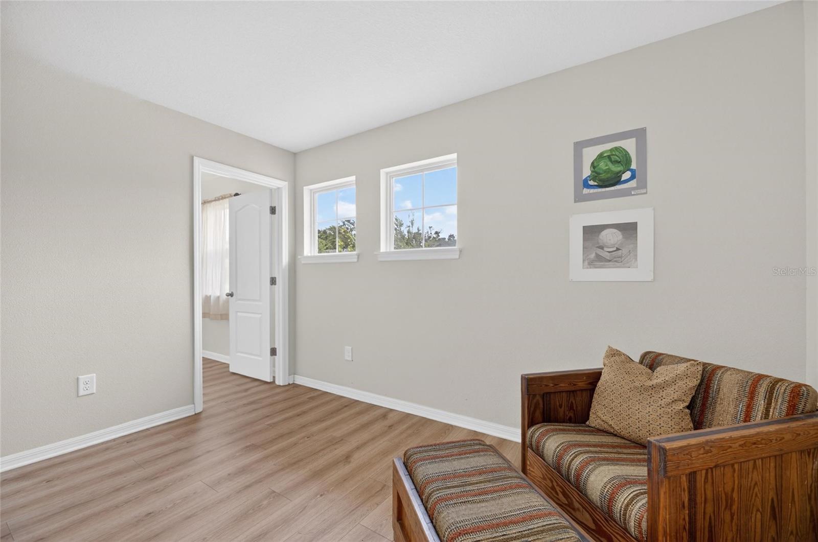 2130 BROADWAY VIEW AVE — photo 24