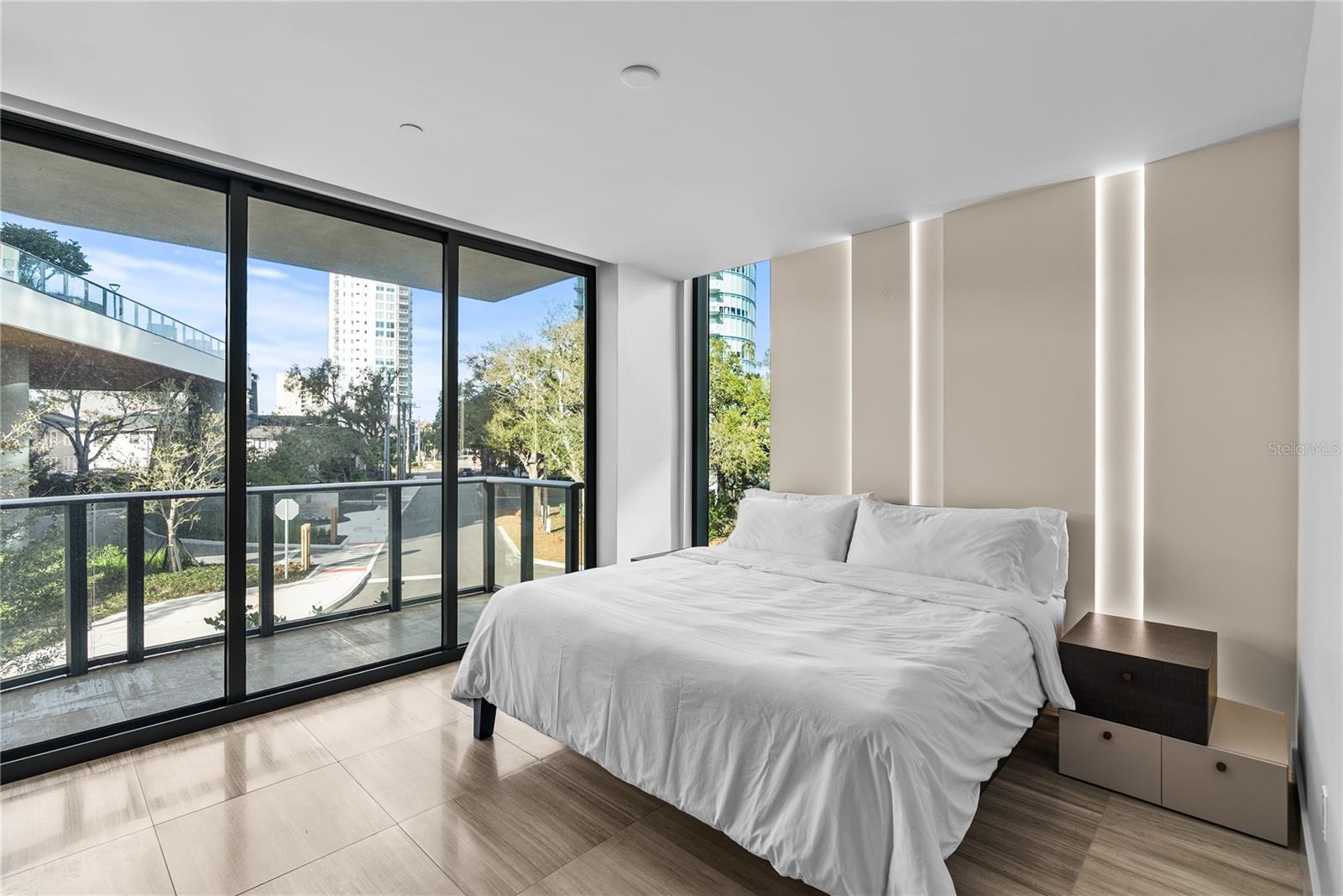 3020 W SANTIAGO ST #1 — photo 32