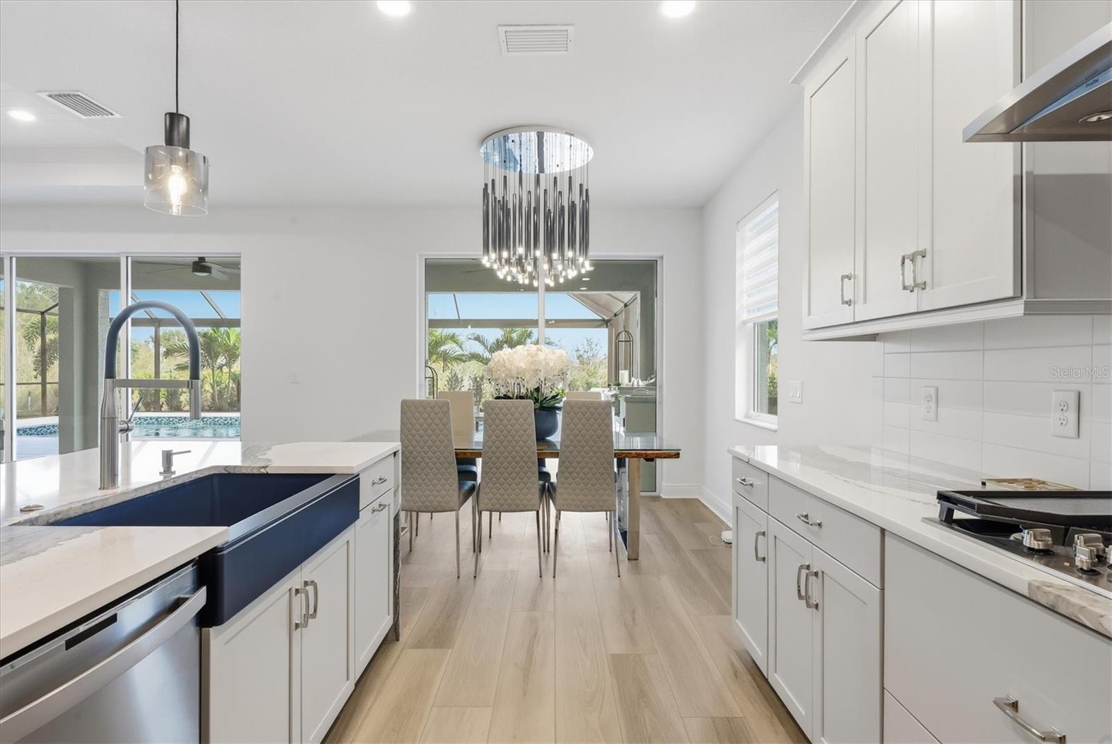 17727 SAVORY MIST CIR — photo 23
