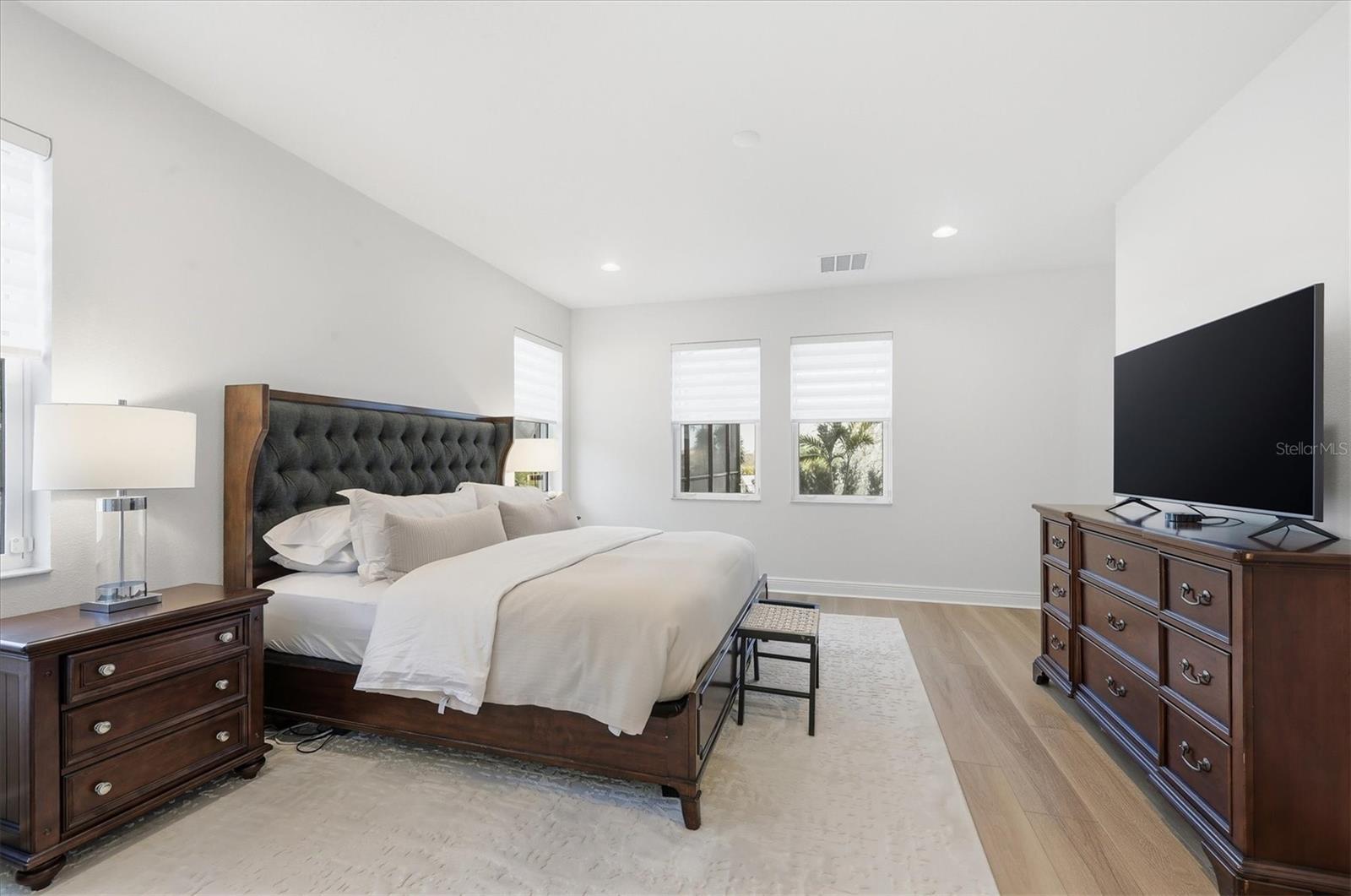 17727 SAVORY MIST CIR — photo 32