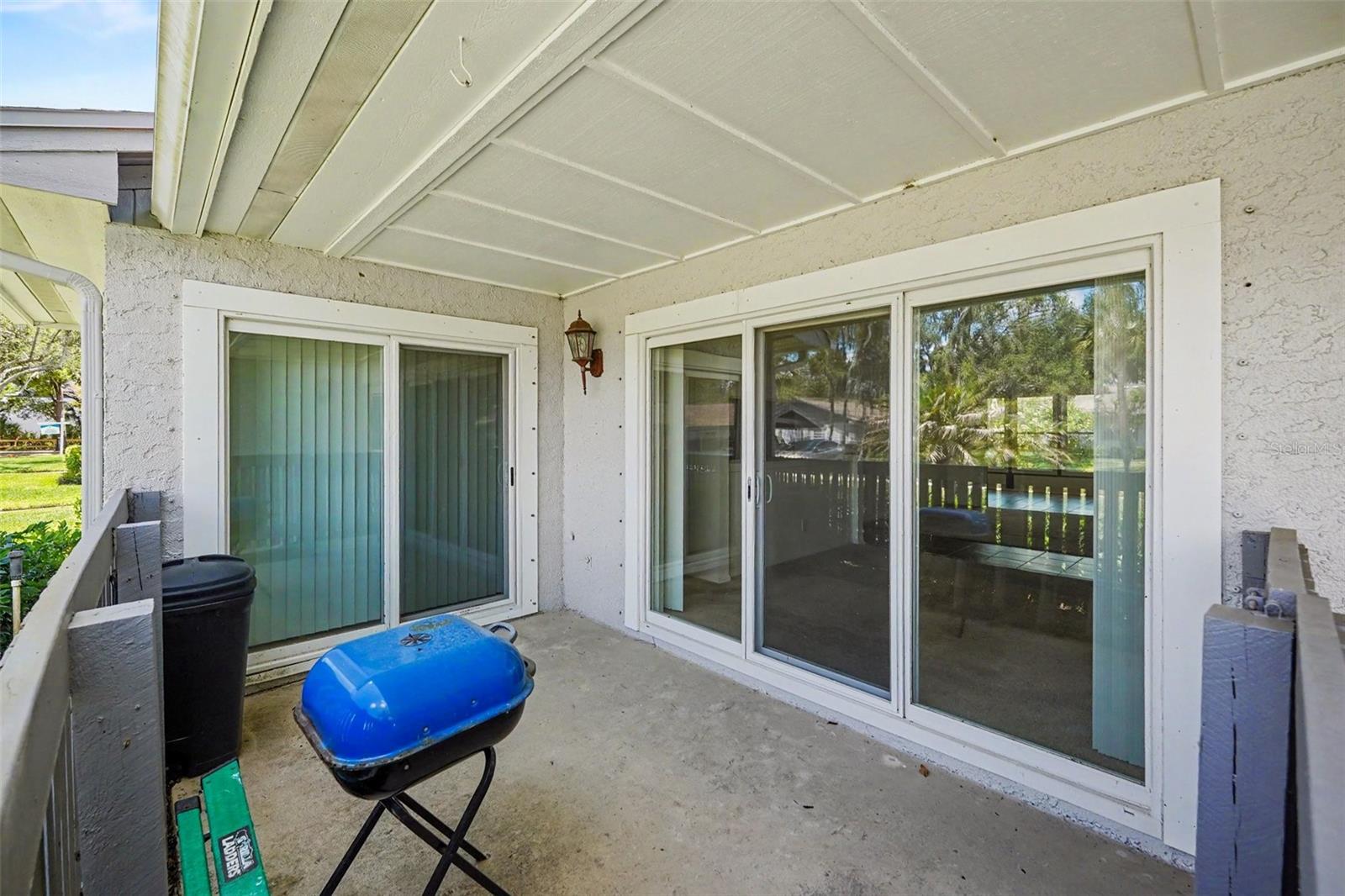 230 BALSAM DR — photo 27