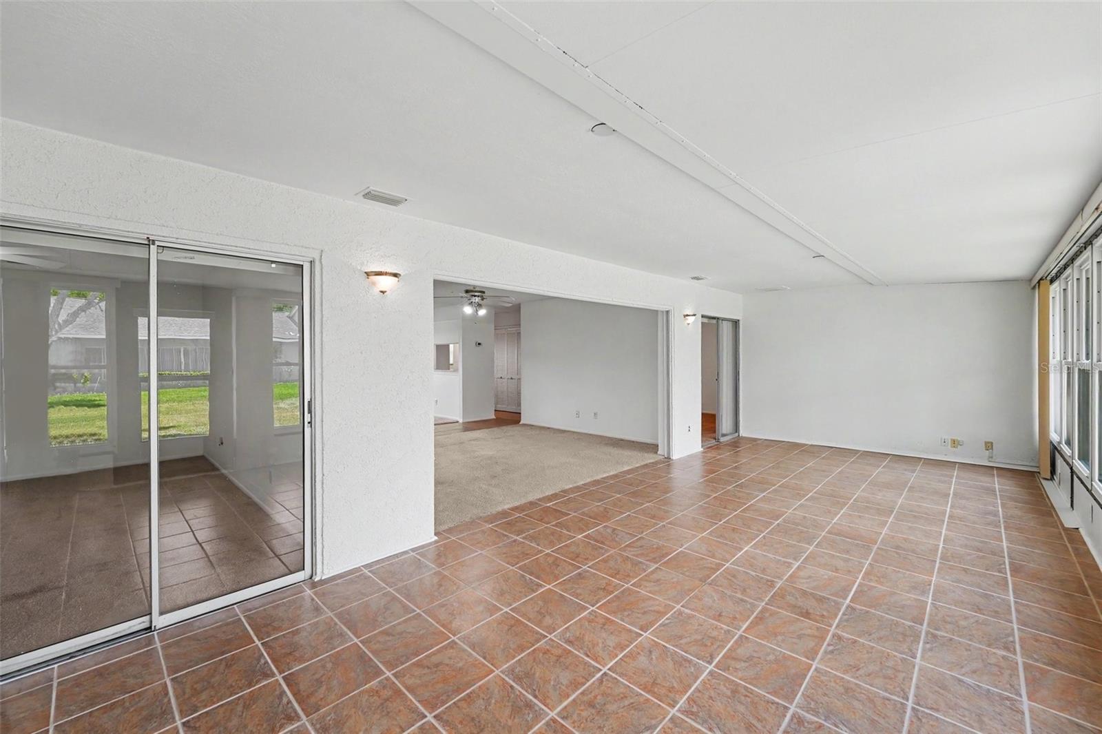 230 BALSAM DR — photo 26