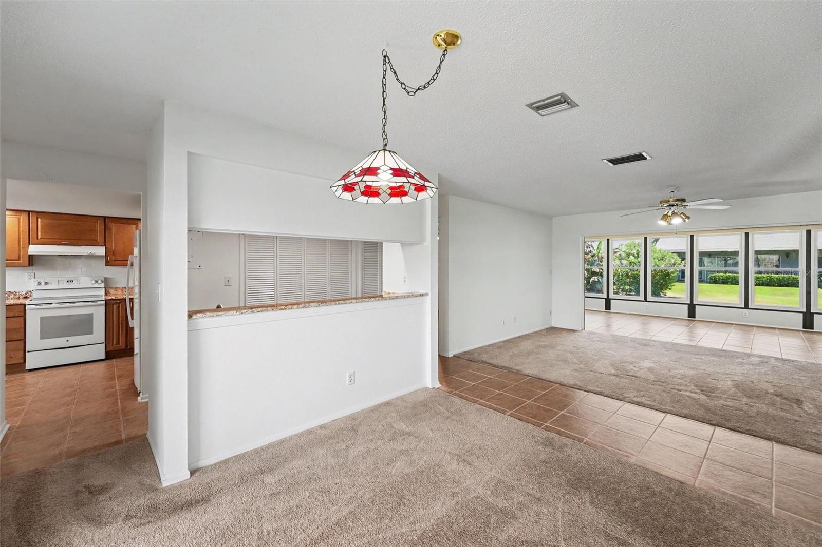 230 BALSAM DR — photo 8
