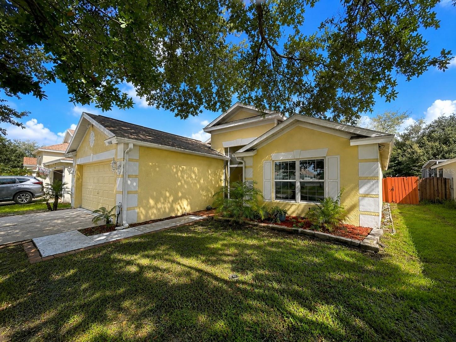 10510 EGRET HAVEN LN — photo 2