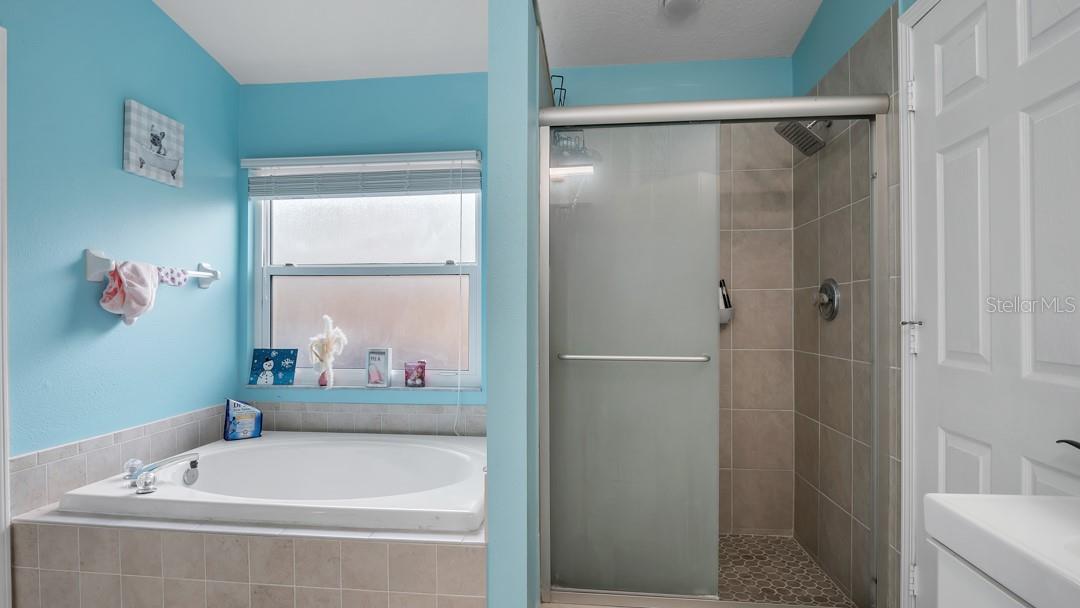 10510 EGRET HAVEN LN — photo 33