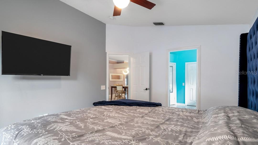 10510 EGRET HAVEN LN — photo 36