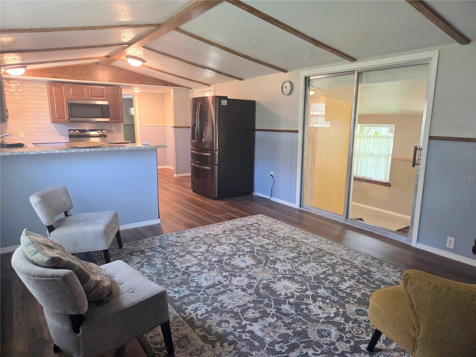 6504 WERNER AVE — photo 11