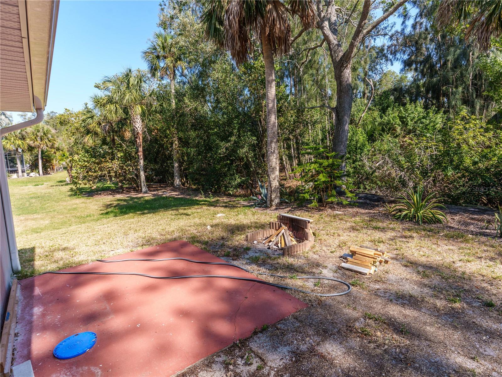 4910 LIMESTONE DR — photo 16