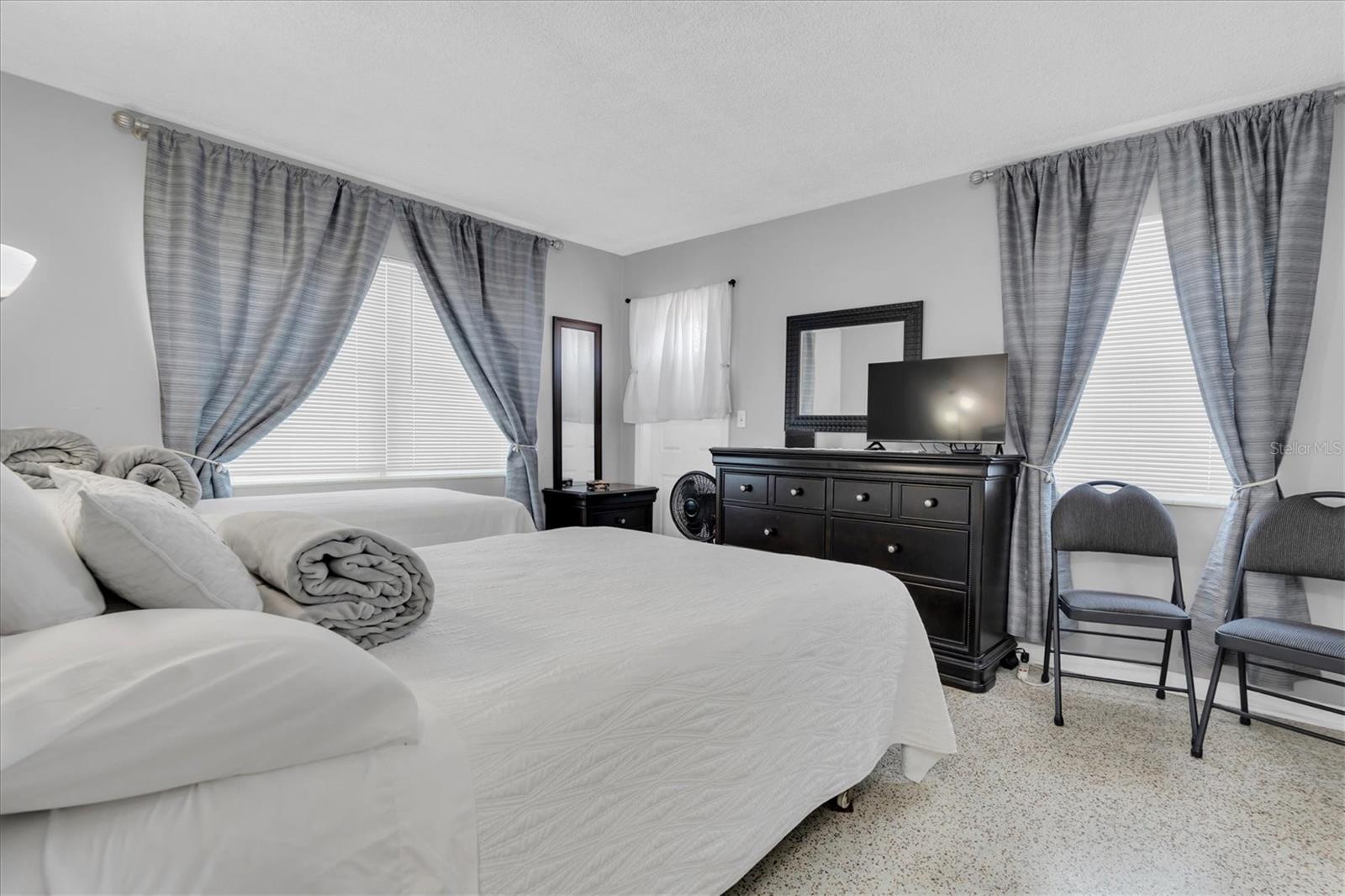 121 46TH AVE #2A — photo 3