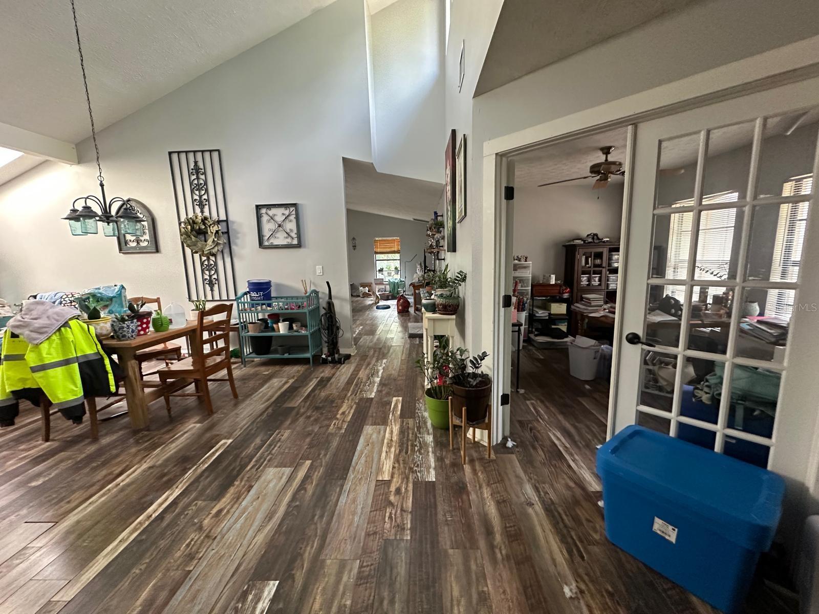 3104 BROKEN ARROW CT — photo 8