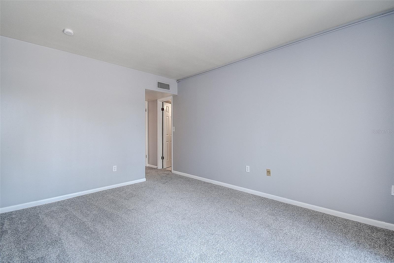 860 S VILLAGE DR N #106 — photo 22