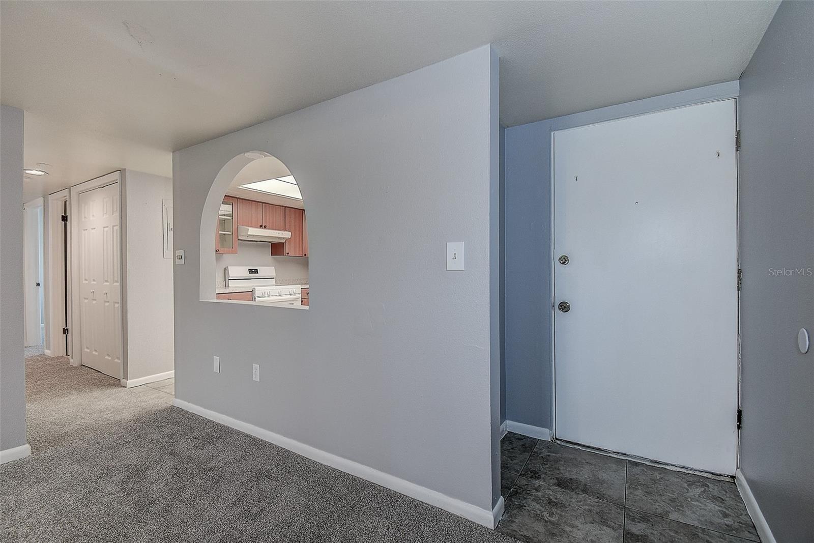 860 S VILLAGE DR N #106 — photo 3