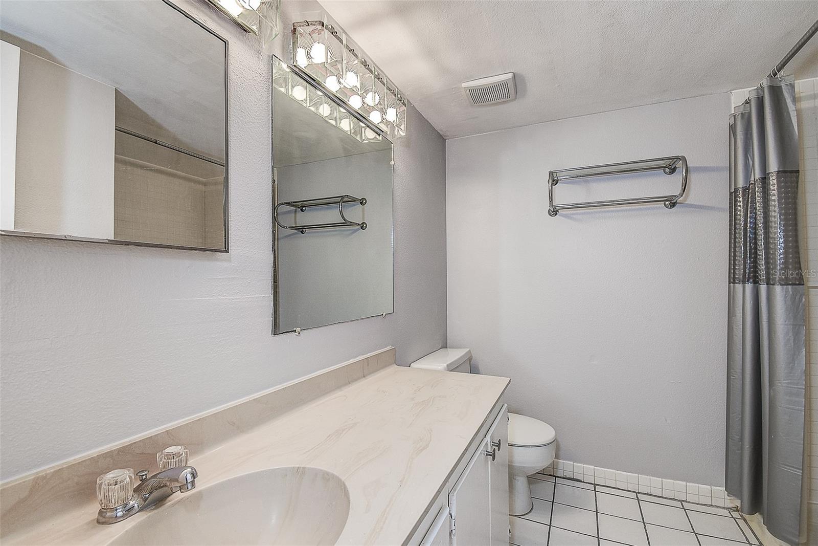 860 S VILLAGE DR N #106 — photo 19