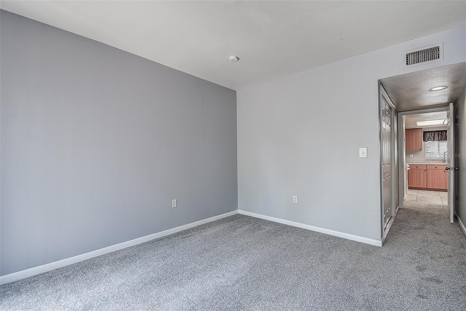 860 S VILLAGE DR N #106 — photo 14