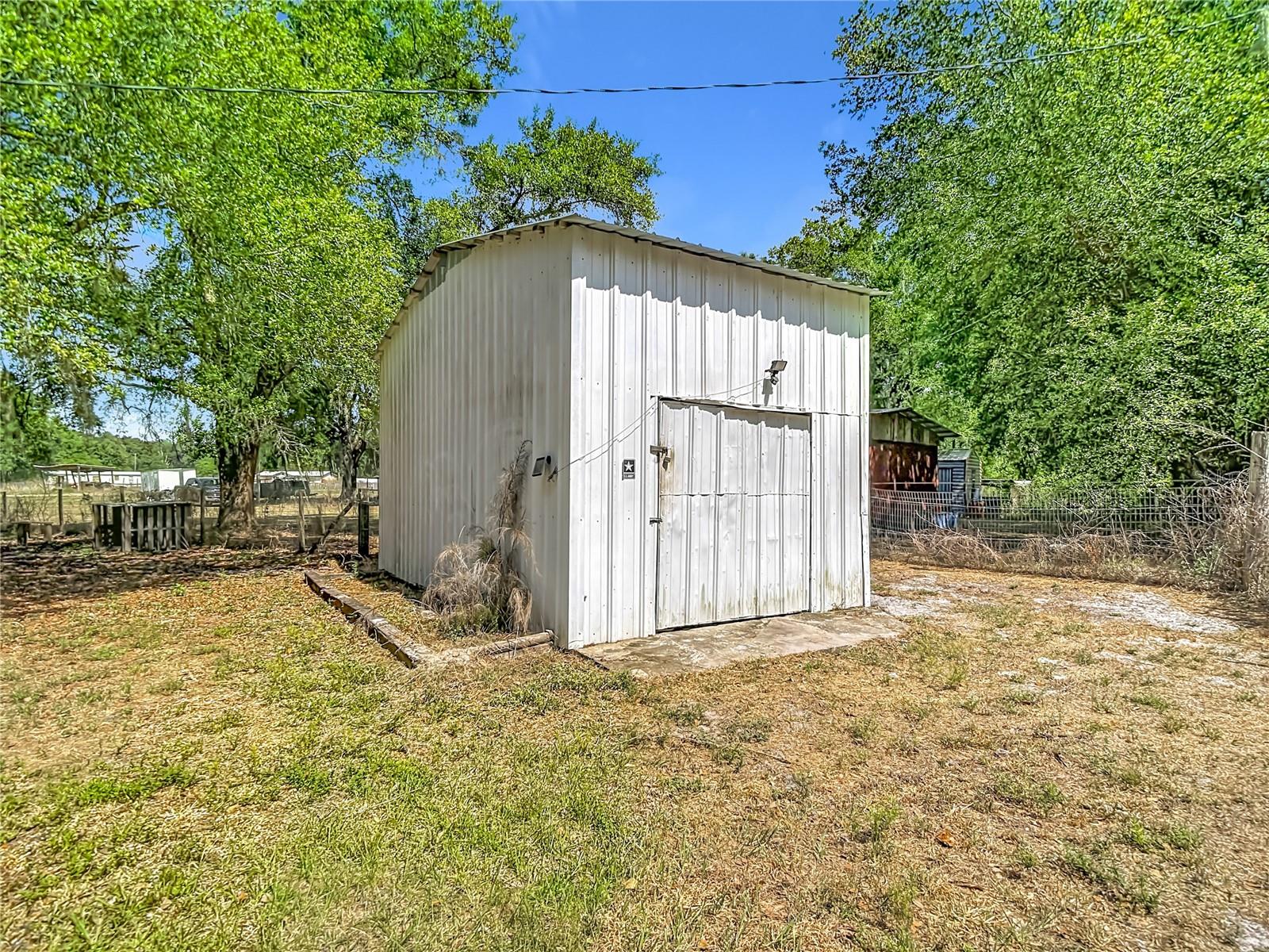 40949 JERRY RD — photo 11