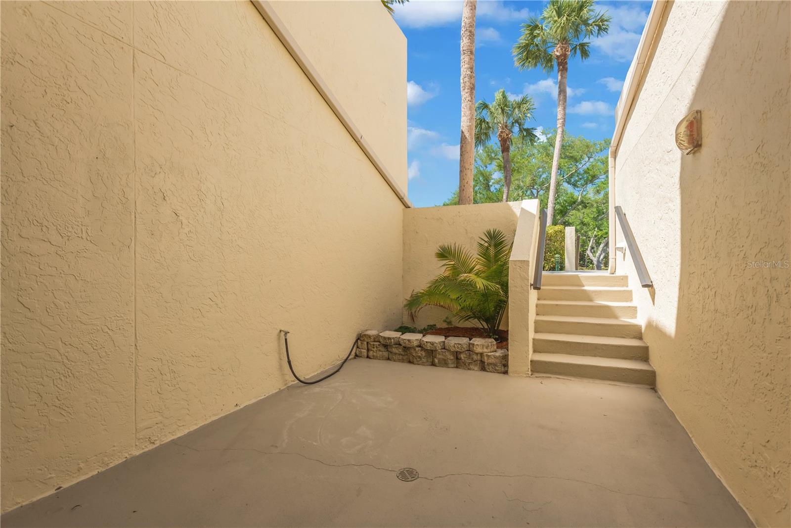 7520 SUNSHINE SKYWAY LN S #P5 — photo 9