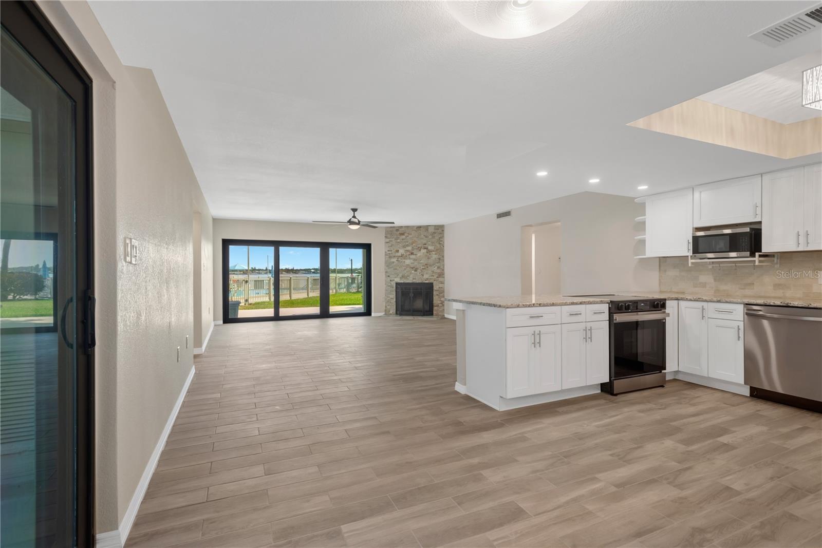 7520 SUNSHINE SKYWAY LN S #P5 — photo 18