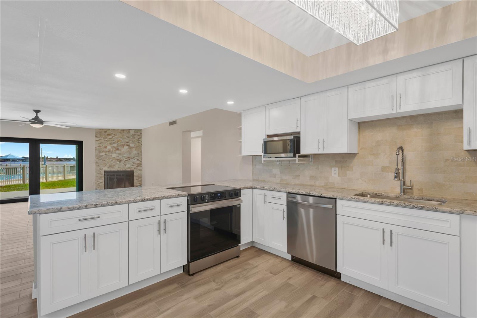 7520 SUNSHINE SKYWAY LN S #P5 — photo 17