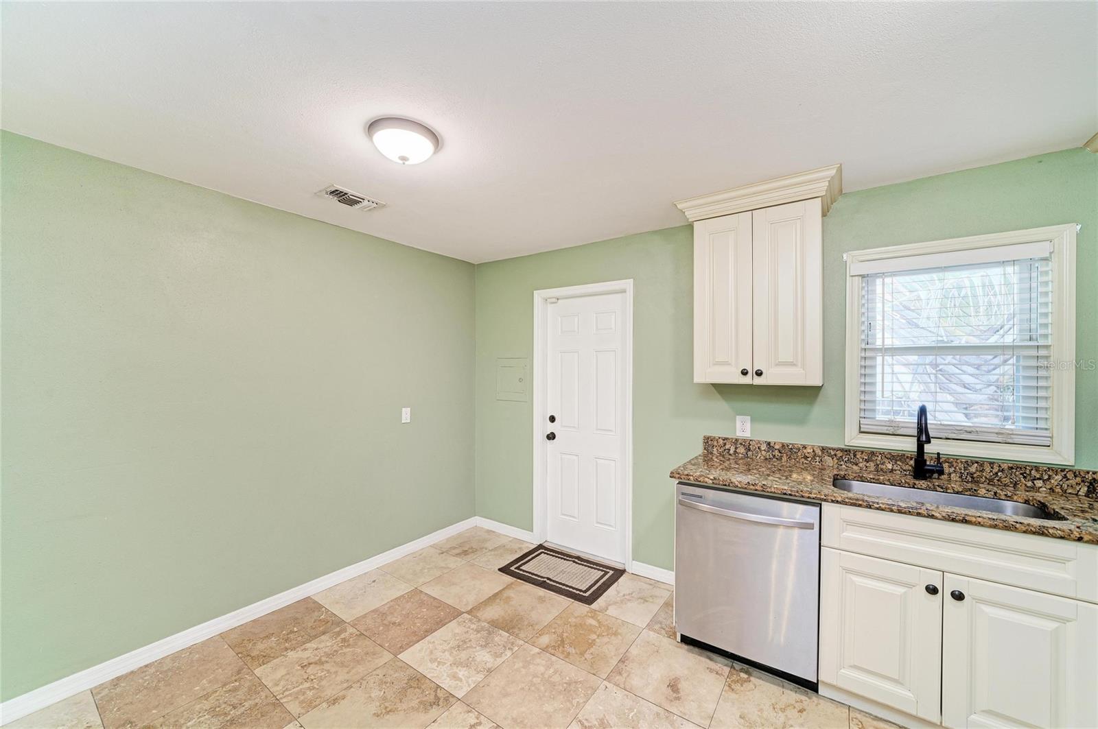 3710 RILMA AVE — photo 13