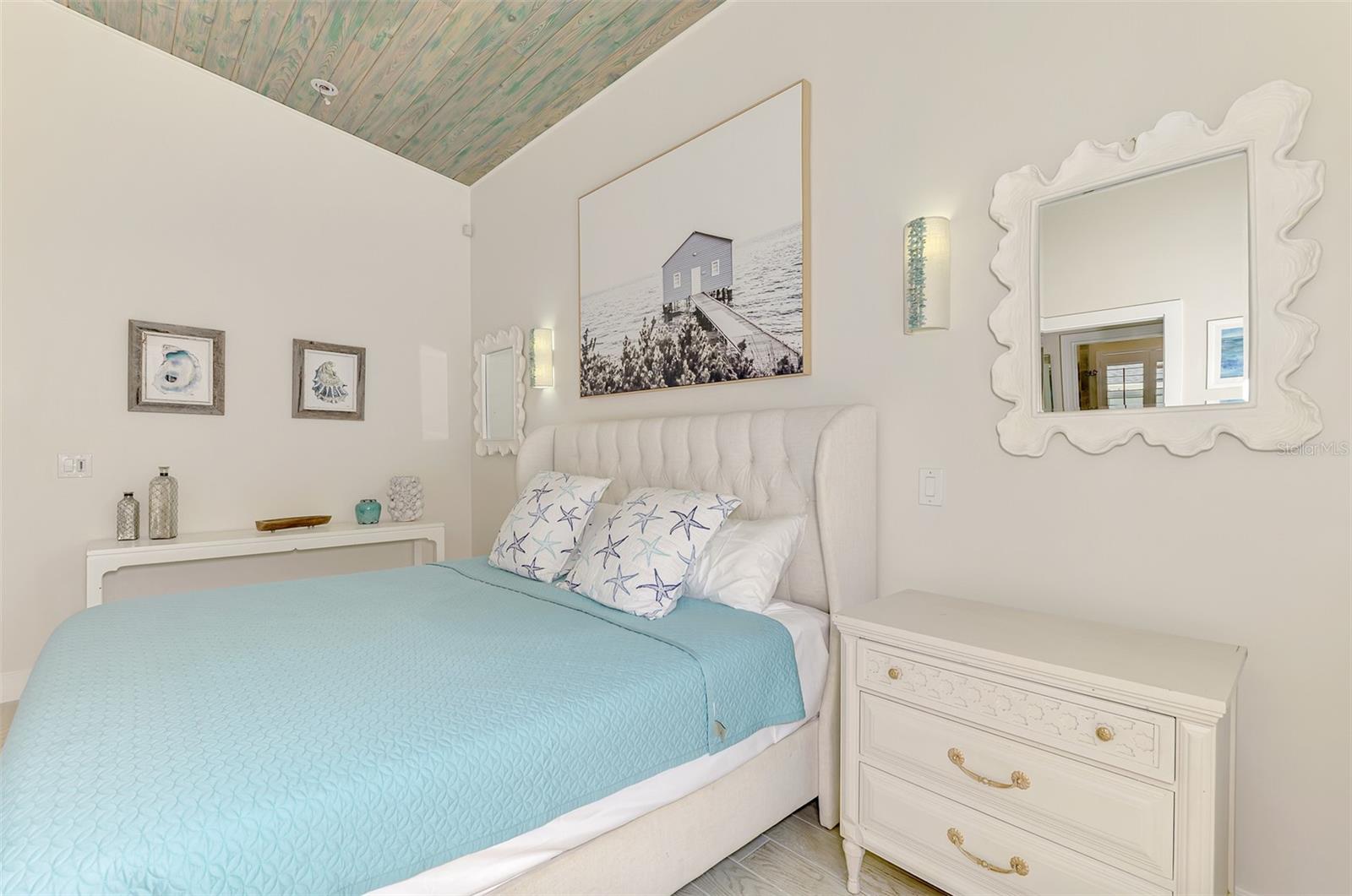 5628 CAPE LEYTE DR — photo 56