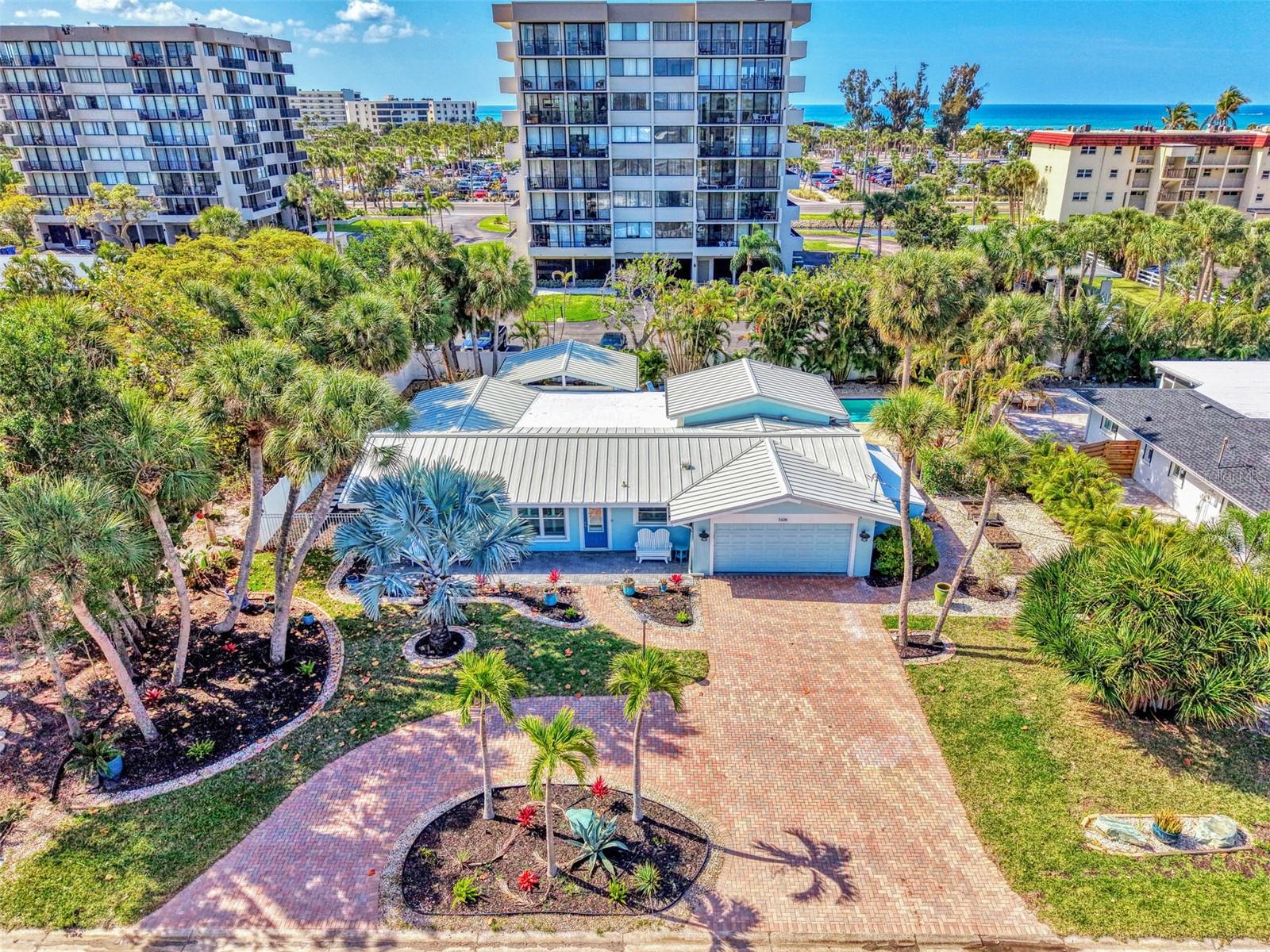 5628 CAPE LEYTE DR — photo 2